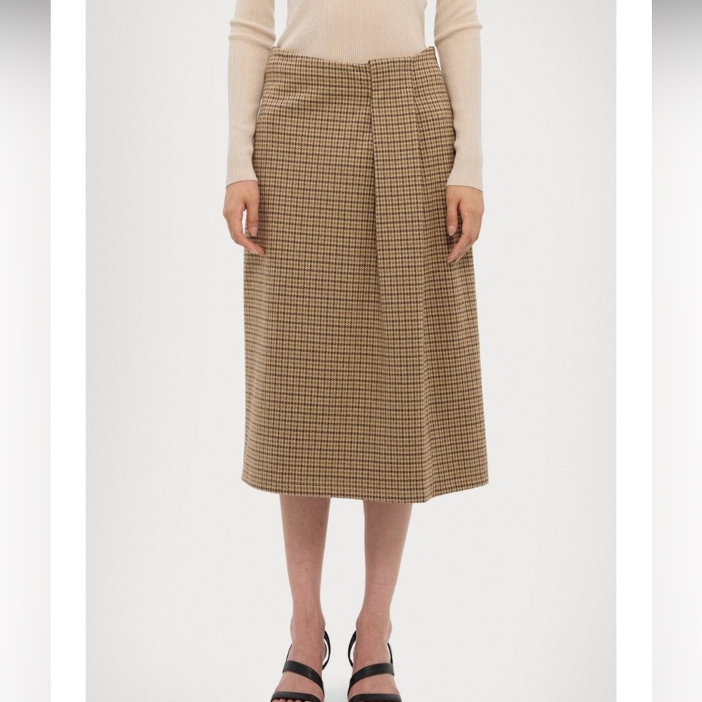 MAXMARA WEEKEND
Deborah Skirt Beige